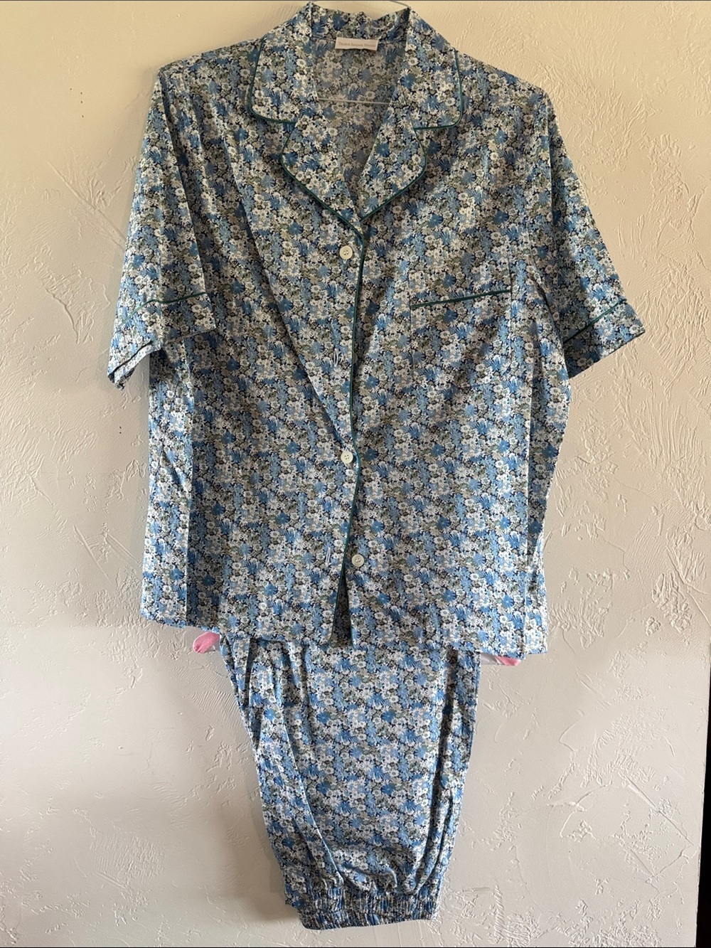 Women's Blue Floral Short-Sleeve Pajama Set with Contrast Piping